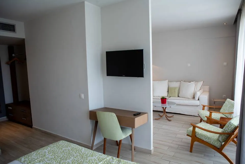 Hanioti Melathron Hotel Superior Deluxe Suite
