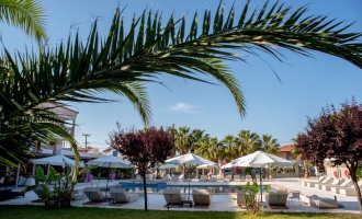 .Hanioti-Melathron-hotel-pool